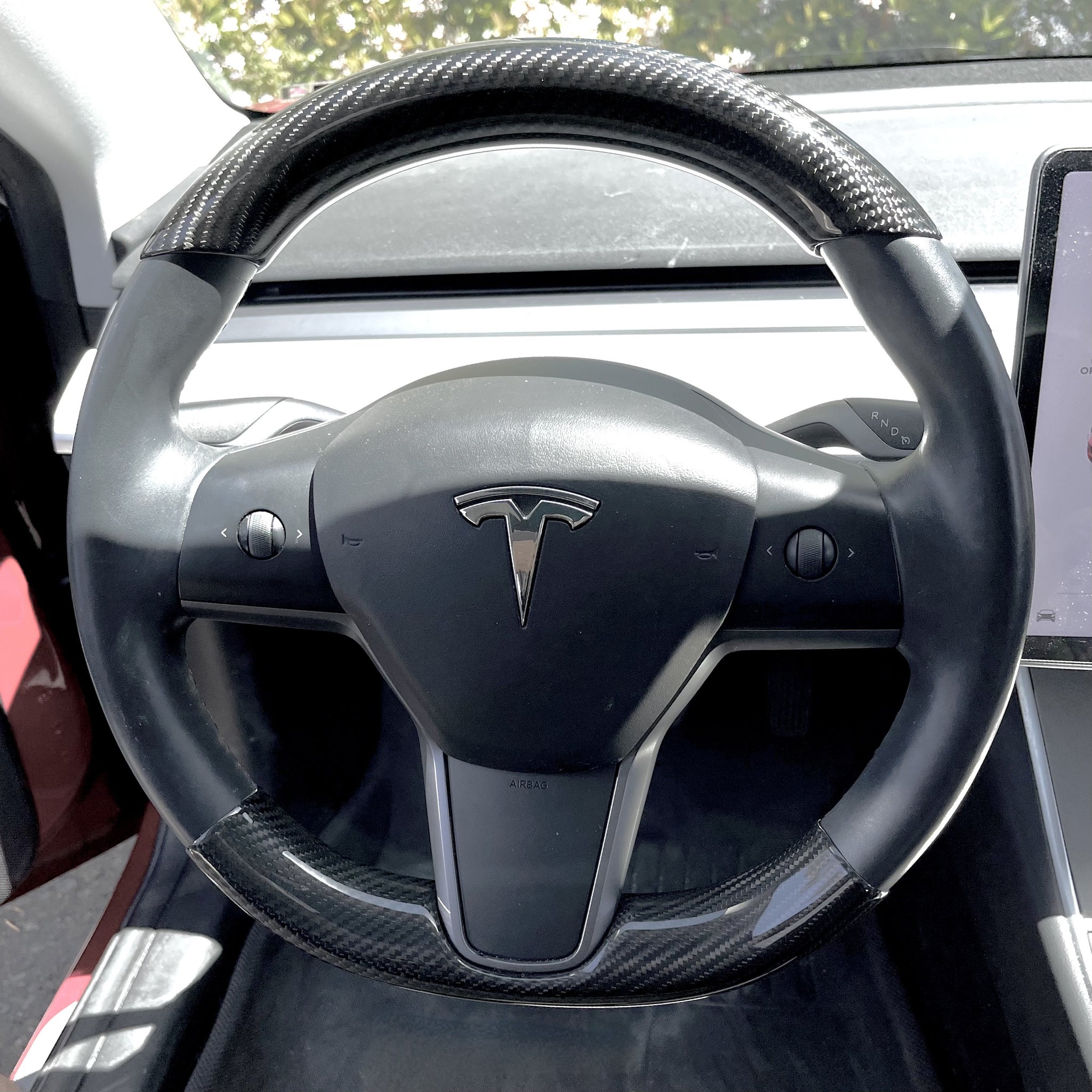 Carbon Fiber Steering Wheel Bottom Cap for Tesla Model 3 & Y
