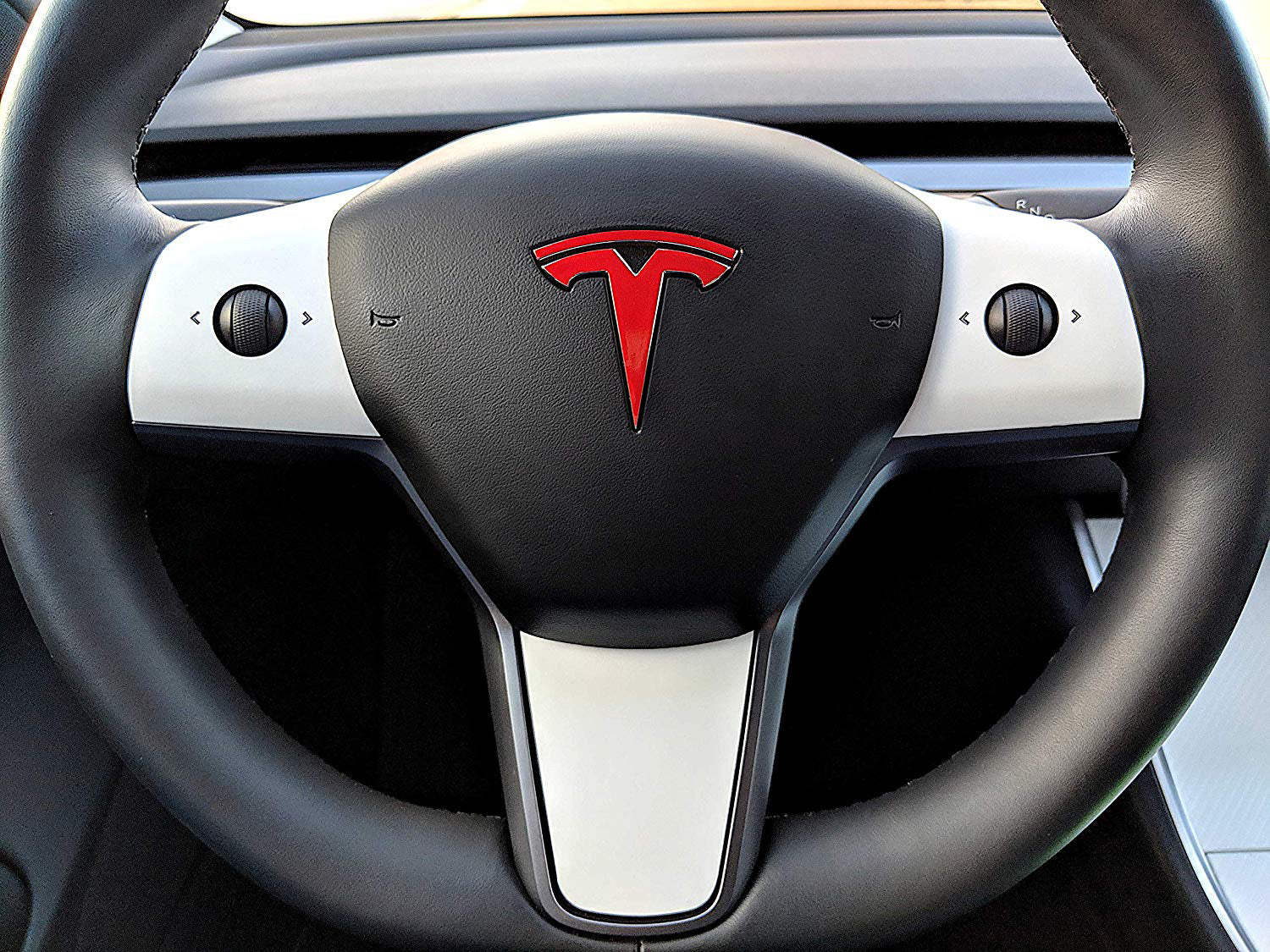 Tesla Model 3 & Y Steering Wheel Wrap